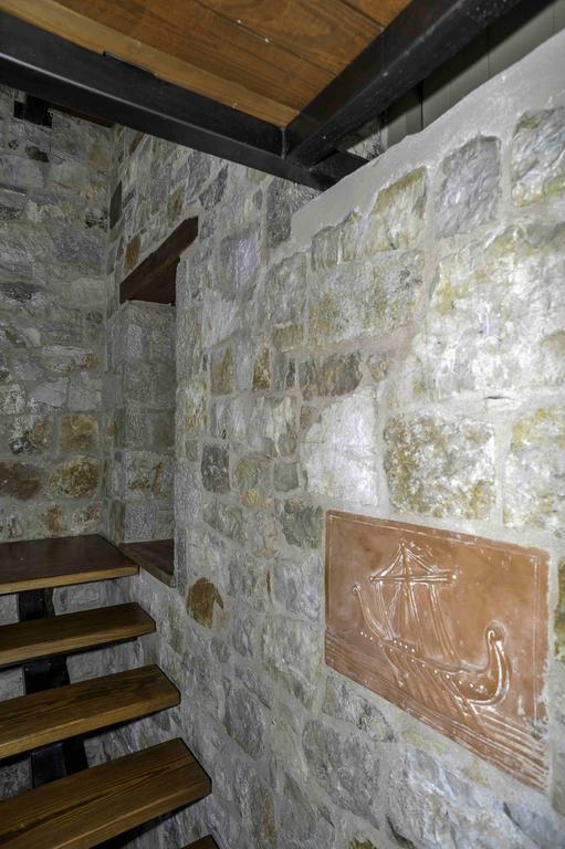 Diotima Homes カラマタ エクステリア 写真